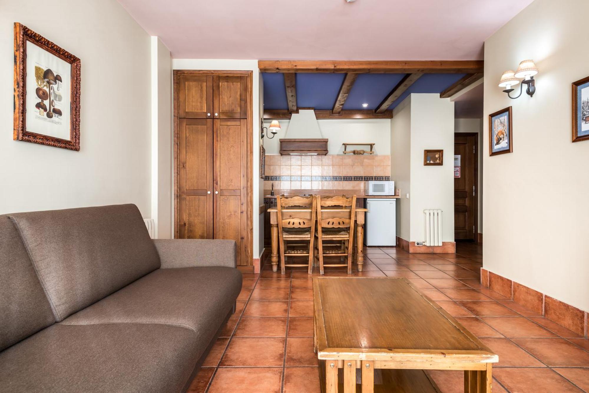 El Refugio De Aran Aparthotel 3*